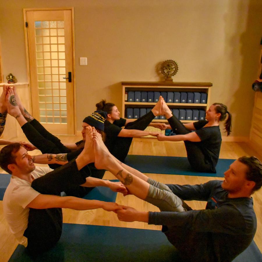 האקובה Panketo Lodge & Yoga Studio מראה חיצוני תמונה